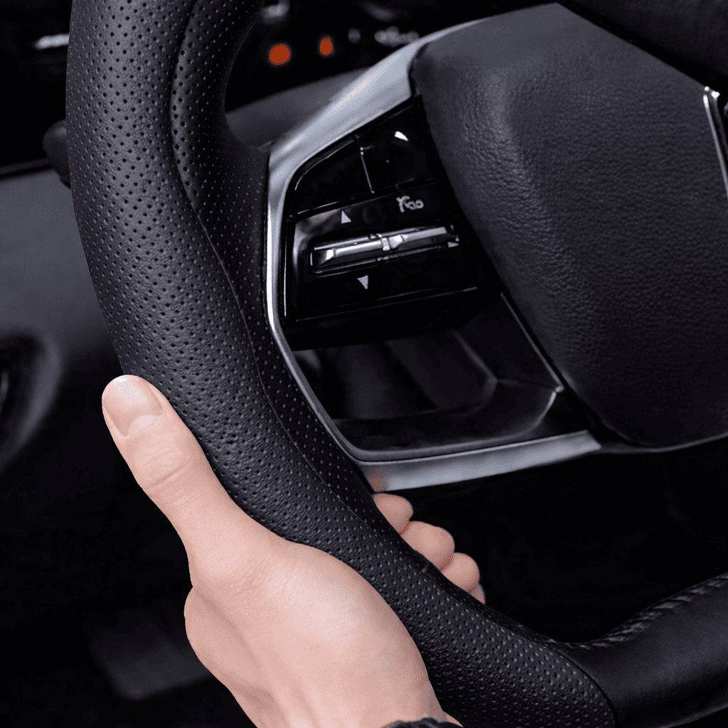 SuedeLine™ — Cubrevolante de Cuero