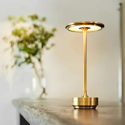 Aurelia™ — Lámpara de mesa inalámbrica